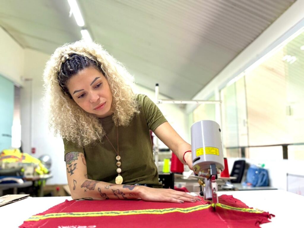 image-1-1024x768 Costurando Sonhos Brasil: Moda Sustentável e Empreendedorismo na Periferia de São Paulo